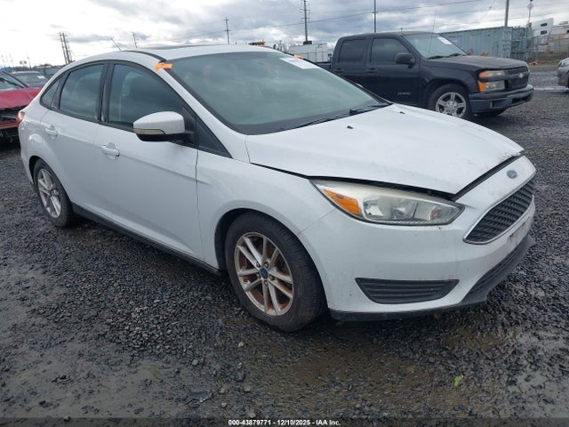 Ford FOCUS SE 2015 1FADP3F29FL243889 main image