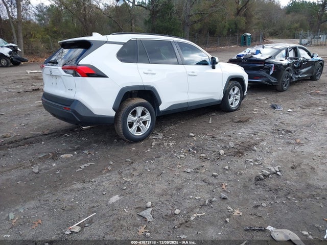 Toyota Rav4 Xle 2021 2T3W1RFV6MC140796 Image 4