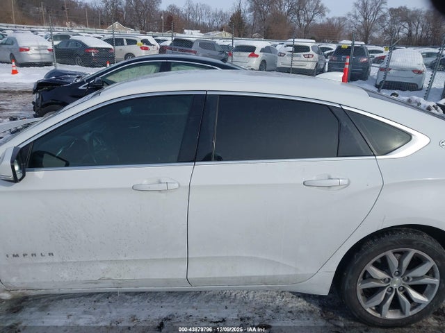 Chevrolet IMPALA 1LT 2017 2G1105SA1H9165511 Image 15