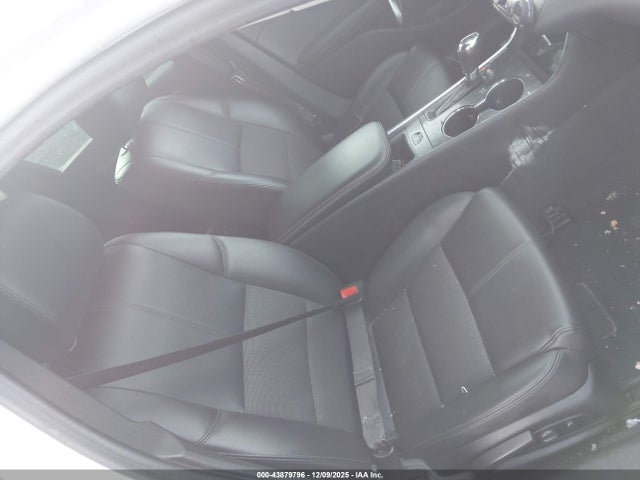 Chevrolet IMPALA 1LT 2017 2G1105SA1H9165511 Image 5