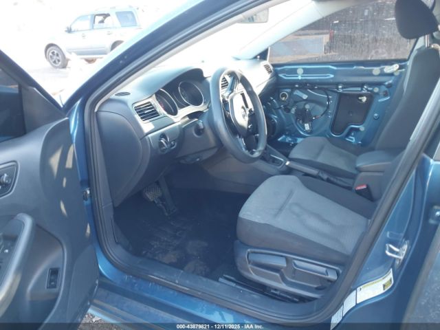 2017 VOLKSWAGEN JETTA 3VW2B7AJ4HM332046 Photo 4