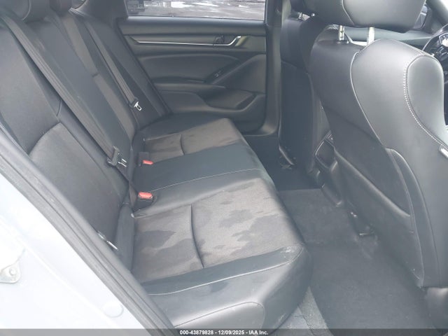 1HGCV1F39NA027481 Honda Accord Sport
