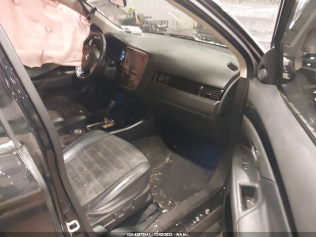 2019 MITSUBISHI OUTLANDER JA4AZ3A35KZ050387 Photo 4