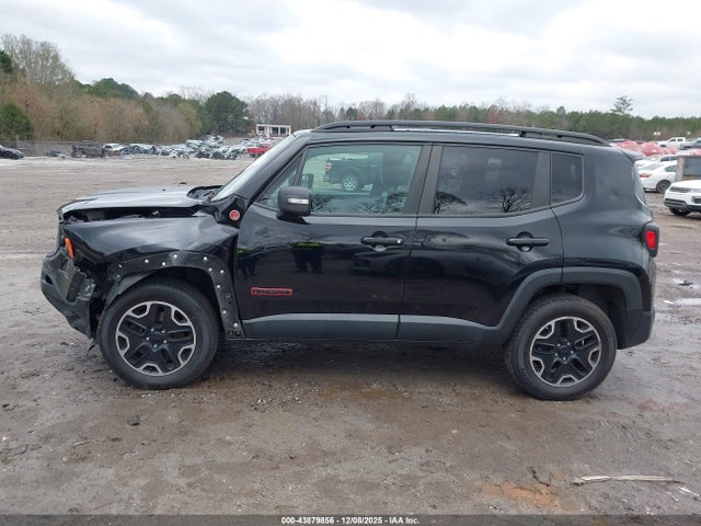 Jeep Renegade Trailhawk 2016 ZACCJBCT0GPD78254 Image 14