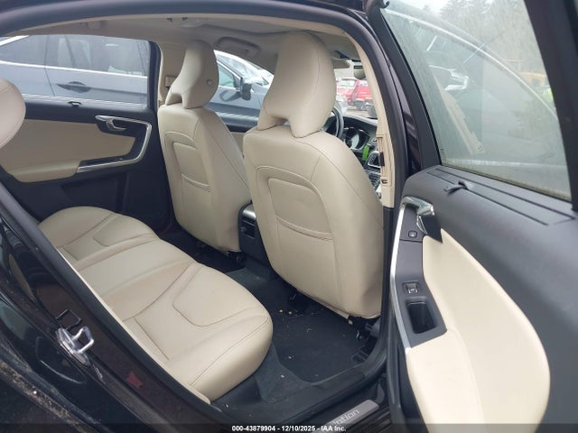 LYV402TK8HB145800 Volvo S60 Inscription T5
