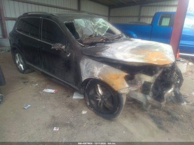 2013 VOLKSWAGEN TOUAREG WVGEP9BP5DD003695