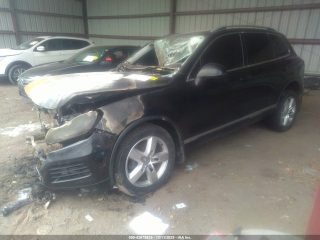 2013 VOLKSWAGEN TOUAREG WVGEP9BP5DD003695 Photo 1