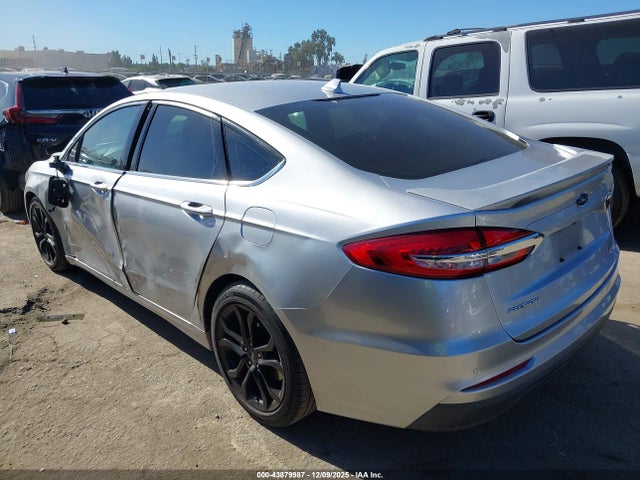 2019 FORD FUSION 3FA6P0HD6KR148921 Photo 2