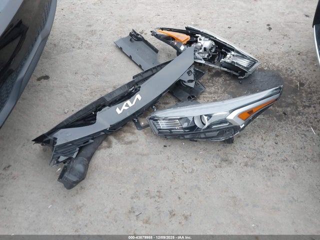 3KPF24AD5NE488504 KIA Forte Lxs