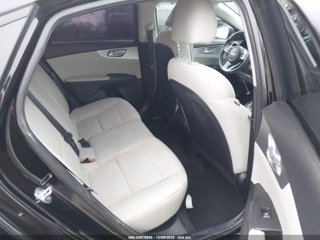 3KPF24AD5NE488504 KIA Forte Lxs