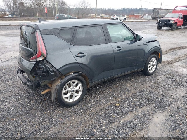 KNDJ23AU8S7256723 KIA SOUL LX