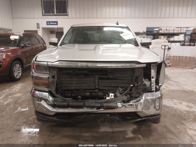 3GCUKREC6JG403139 Chevrolet Silverado 1500 1lt