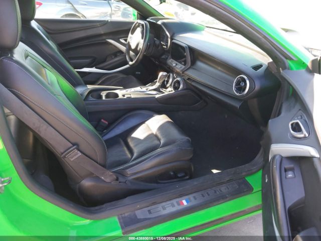 2017 CHEVROLET CAMARO 1G1FD1RX7H0194616 Photo 4