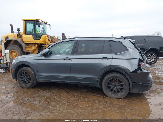 Продаж на аукціоні авто 2020 Volkswagen Tiguan 2.0t S, vin: 3VV1B7AX7LM112848, номер лоту: 43880017