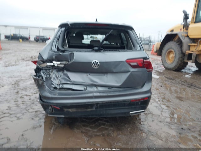 Продаж на аукціоні авто 2020 Volkswagen Tiguan 2.0t S, vin: 3VV1B7AX7LM112848, номер лоту: 43880017