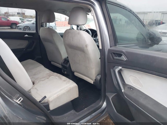 Продаж на аукціоні авто 2020 Volkswagen Tiguan 2.0t S, vin: 3VV1B7AX7LM112848, номер лоту: 43880017