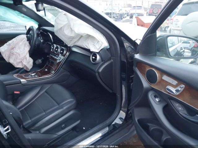 2018 MERCEDES-BENZ GLC 300 WDC0G4KBXJV042062 Photo 4