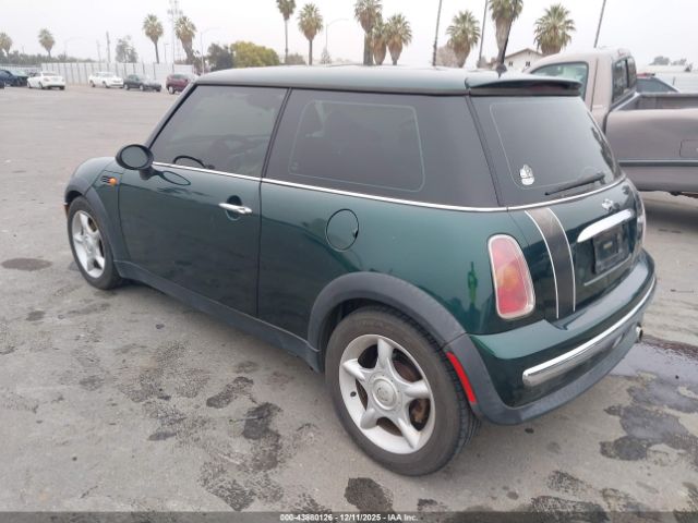 2003 MINI COOPER WMWRC334X3TE16168 Photo 2