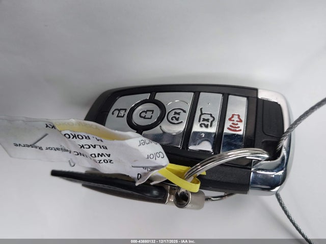 Lincoln Aviator Reserve 2025 5LM5J7XC0SGL29909 Image 11