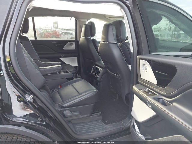 Lincoln Aviator Reserve 2025 5LM5J7XC0SGL29909 Image 8