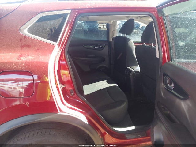 JN1BJ1CP6KW219682 Nissan Rogue Sport Sv