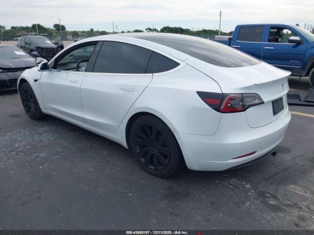 2020 TESLA MODEL 3 5YJ3E1EB4LF637414 Photo 2