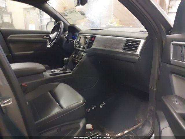 2022 VOLKSWAGEN ATLAS CROSS SPORT 1V2LC2CA4NC227331 Photo 4