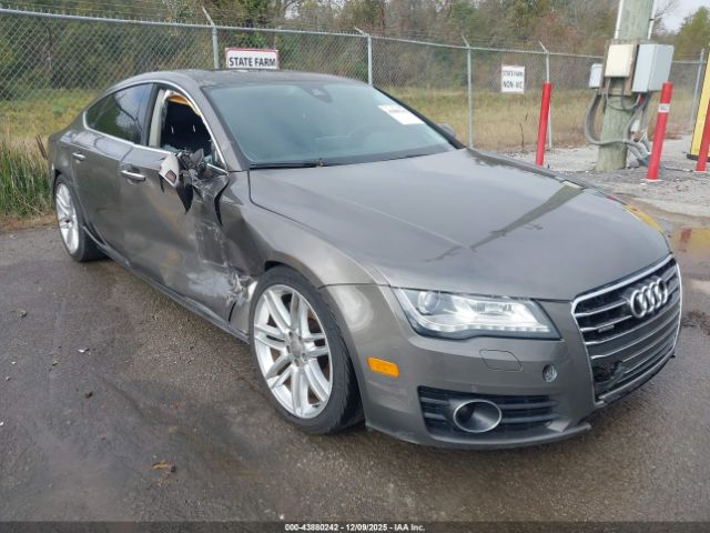 2015 AUDI A7 WAUWGAFC5FN032190