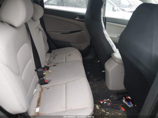 2018 HYUNDAI TUCSON KM8J33A42JU663588 Photo 7