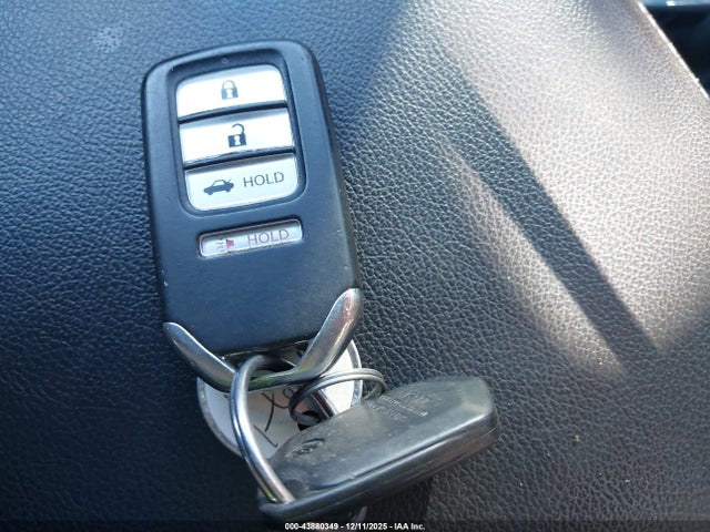 1HGCV1F16LA077556 Honda ACCORD LX