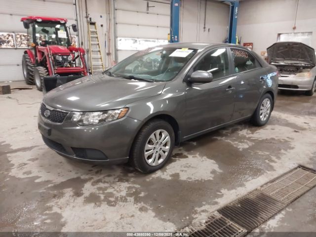 2013 KIA FORTE KNAFU4A23D5695988 Photo 1