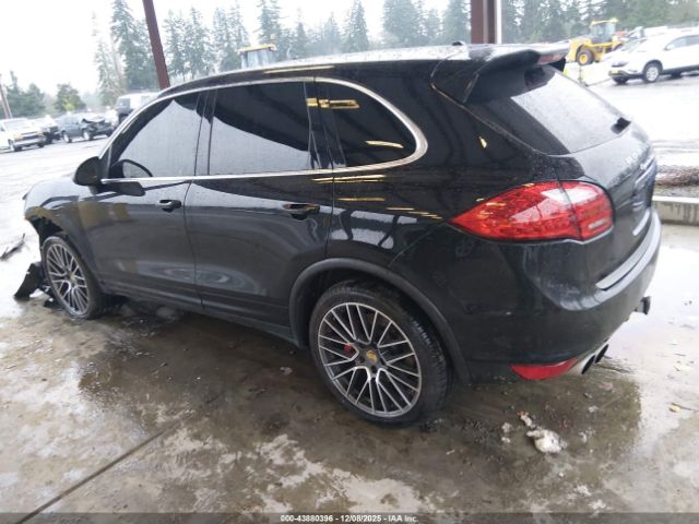 2011 PORSCHE CAYENNE WP1AC2A24BLA81219 Photo 2