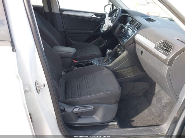 Aukcja sprzedaży 2023 Volkswagen Tiguan 2.0t S, vin: 3VVRB7AX5PM047703, numer aukcji: 43880439