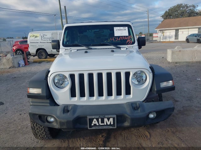2021 Jeep Wrangler Sport S 4x4 მანქანა იყიდება აუქციონზე, vin: 1C4GJXAN3MW626899, აუქციონის ნომერი: 43880448