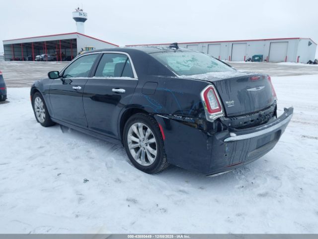 2017 CHRYSLER 300C 2C3CCAKG2HH580268 Photo 2