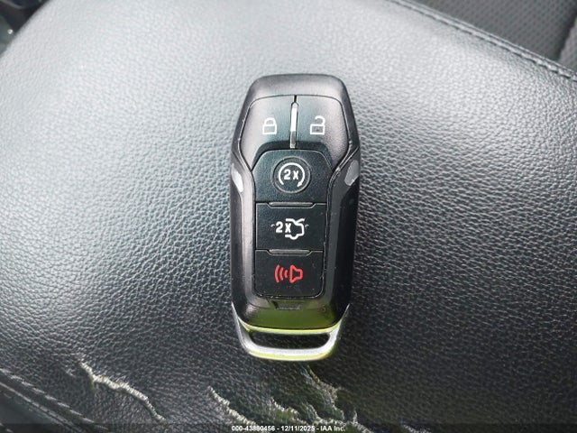 Ford EXPLORER XLT 2017 1FM5K8D89HGA62526 Image 11
