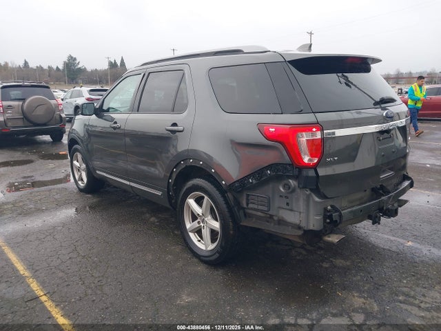 Ford EXPLORER XLT 2017 1FM5K8D89HGA62526 Image 3