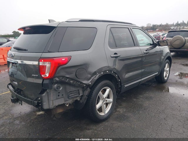 Ford EXPLORER XLT 2017 1FM5K8D89HGA62526 Image 4