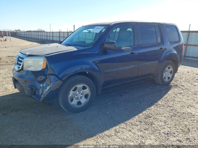 Honda PILOT LX 2015 5FNYF3H2XFB001126 Image 2