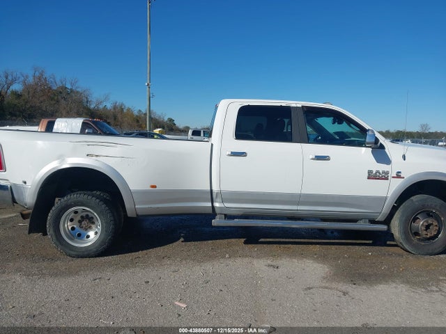 43880507 :رقم المزاد ، 3C63RRJL5FG542271 vin ، 2015 Ram 3500 Laramie مزاد بيع