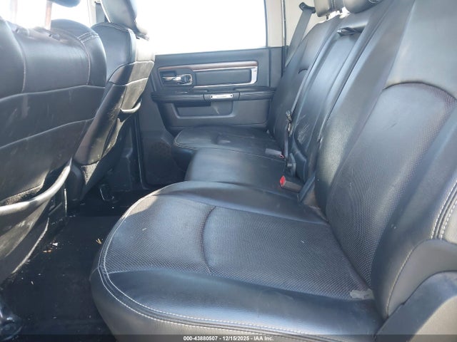 43880507 :رقم المزاد ، 3C63RRJL5FG542271 vin ، 2015 Ram 3500 Laramie مزاد بيع
