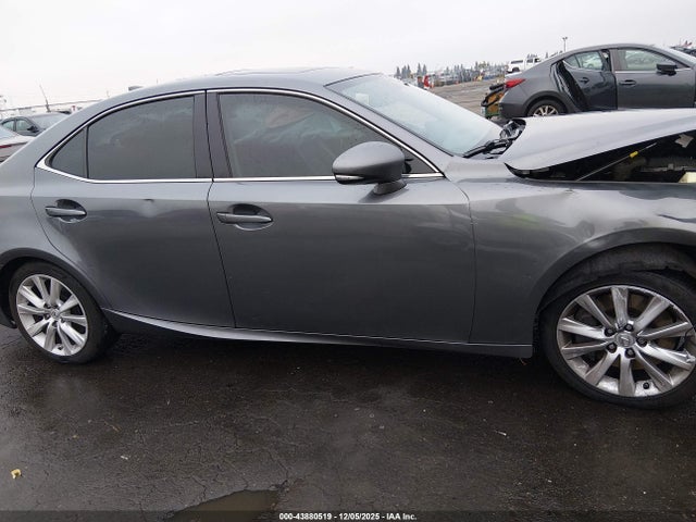 Lexus IS 200T 2016 JTHBA1D27G5016988 Image 14
