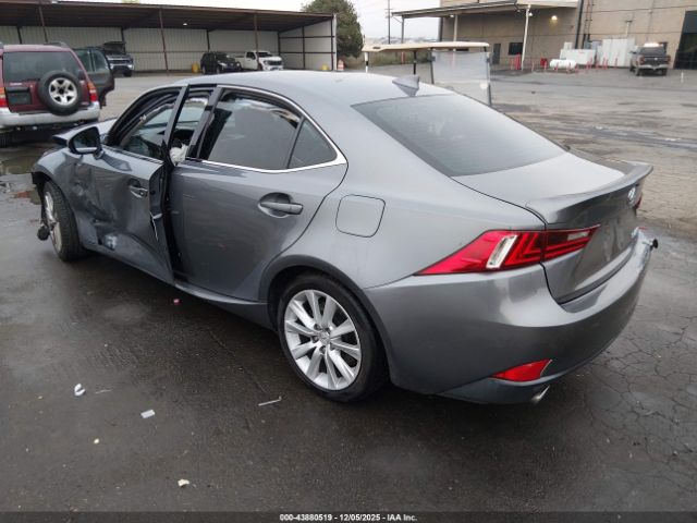 2016 LEXUS IS 200T JTHBA1D27G5016988 Photo 2