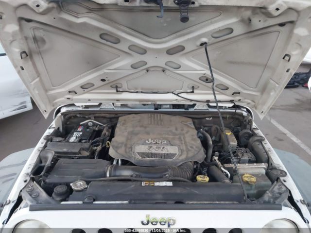 2013 JEEP WRANGLER UNLIMITED 1C4BJWDG9DL697558 Photo 9