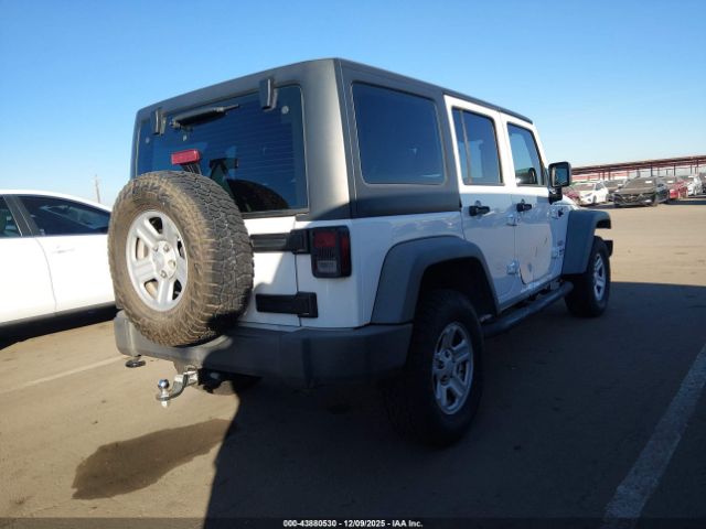 2013 JEEP WRANGLER UNLIMITED 1C4BJWDG9DL697558 Photo 3