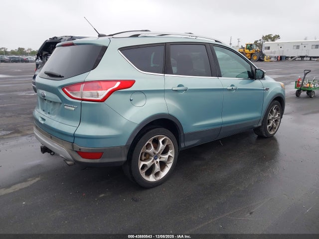 43880543 :رقم المزاد ، 1FMCU0J96DUD33117 vin ، 2013 Ford Escape Titanium مزاد بيع