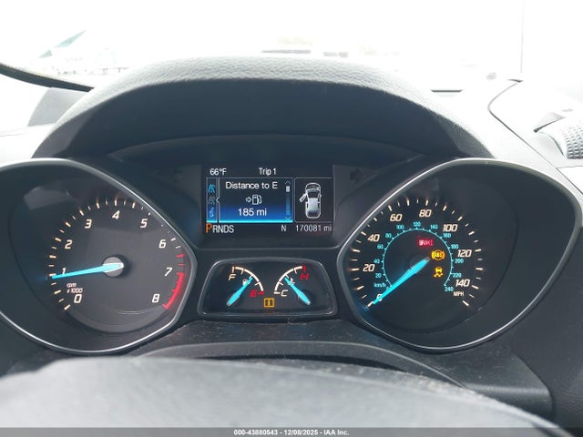 43880543 :رقم المزاد ، 1FMCU0J96DUD33117 vin ، 2013 Ford Escape Titanium مزاد بيع