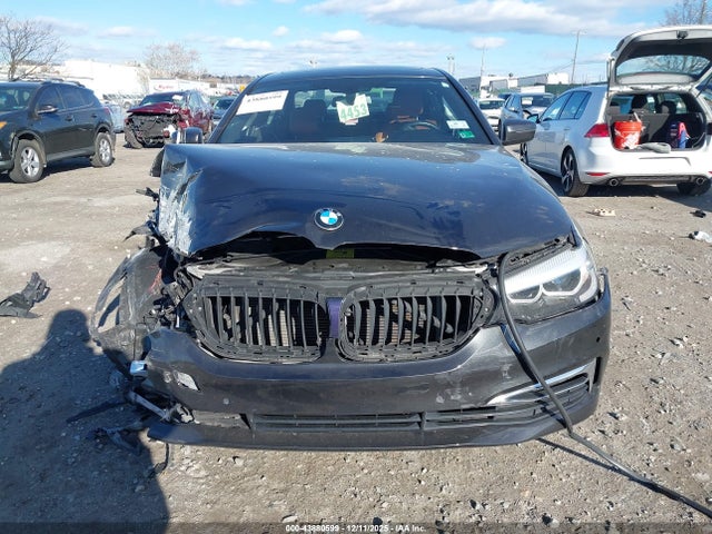 WBAJA7C36HG904144 BMW 530i Xdrive