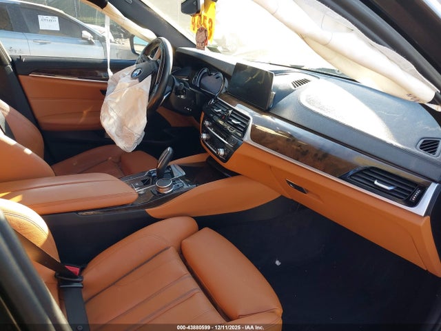 WBAJA7C36HG904144 BMW 530i Xdrive