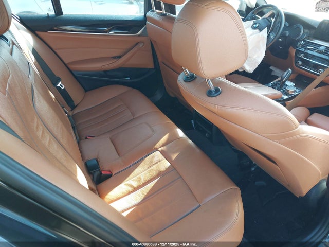 WBAJA7C36HG904144 BMW 530i Xdrive